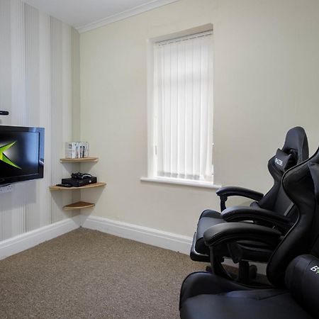 Arnside - Spacious 10-Bedroom Seaside Cottage Blackpool Exteriör bild