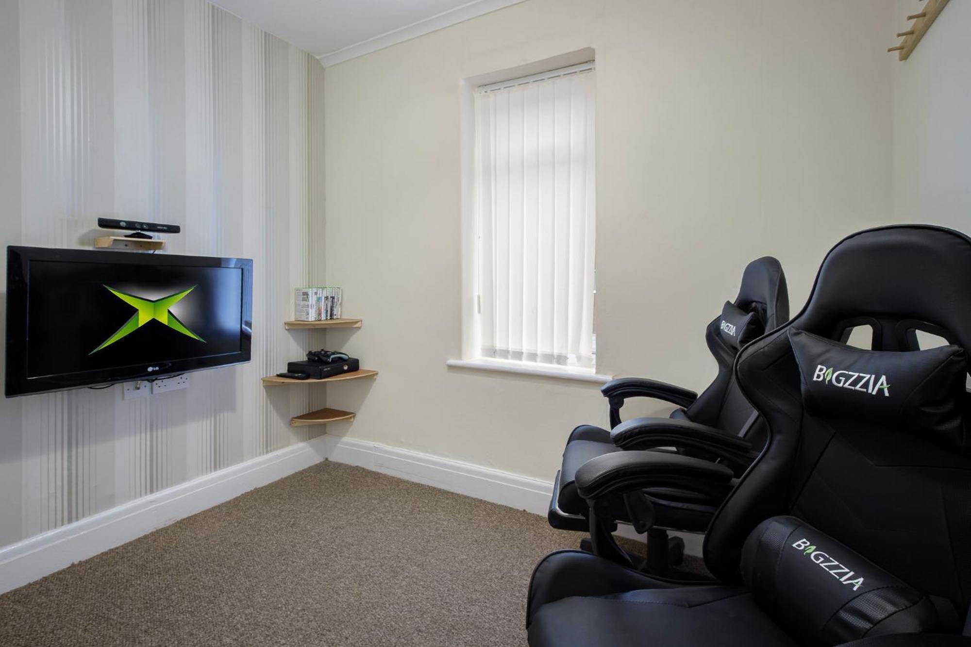 Arnside - Spacious 10-Bedroom Seaside Cottage Blackpool Exteriör bild